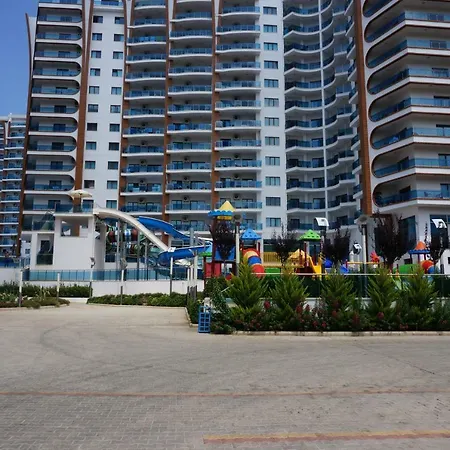 Azura Park Apartmán